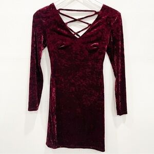 Topshop Crushed Velvet Lace-Up Back Mini Bodycon Dress Burgundy Size 2